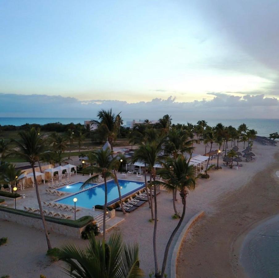 Villa Real Playa Nueva Romana La Romana Exterior photo